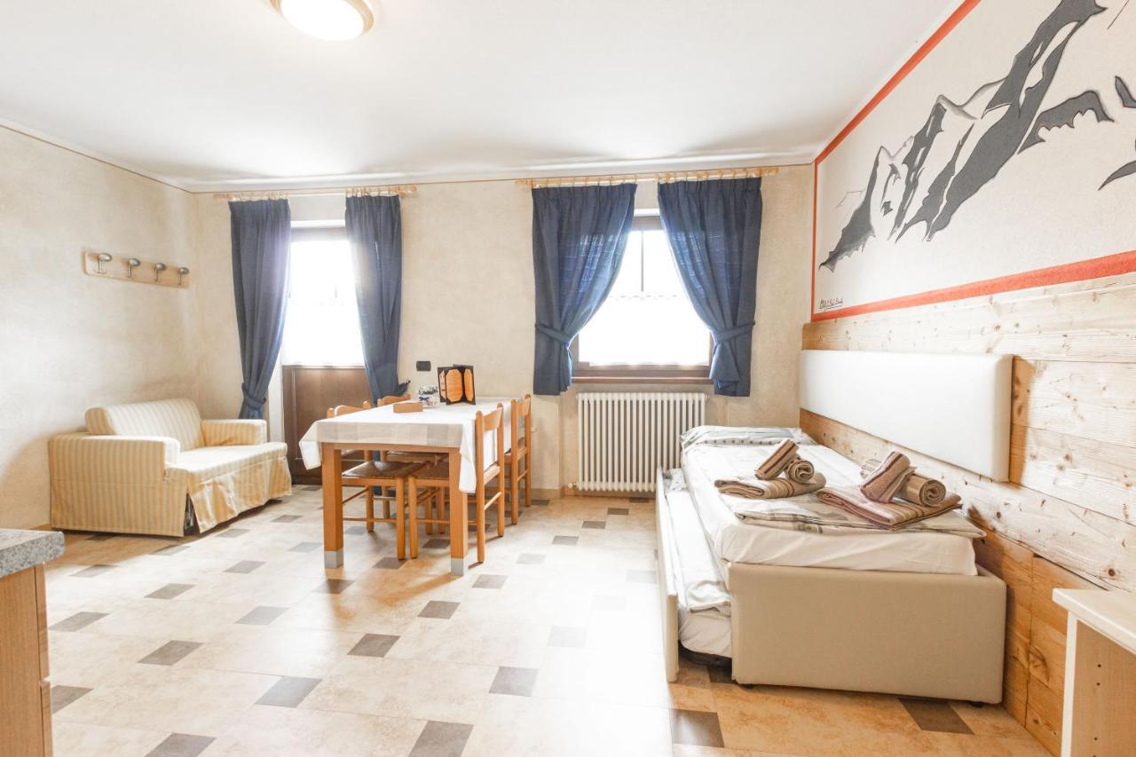 ליביניו Chalet Li Baita Daniela מראה חיצוני תמונה